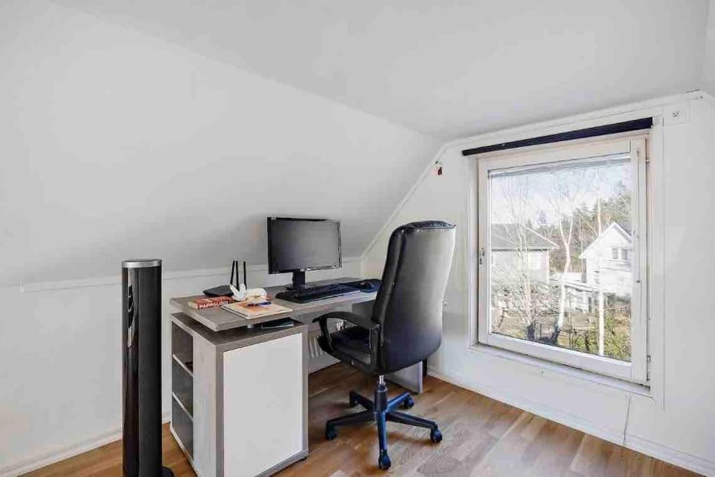 Mysigt Hus Med Natur & Jacuzzi I Olofstorp Göteborg Eksteriør billede